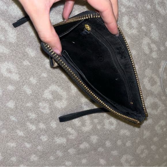 Used Tory Burch wristlet. - Picture 3 of 8